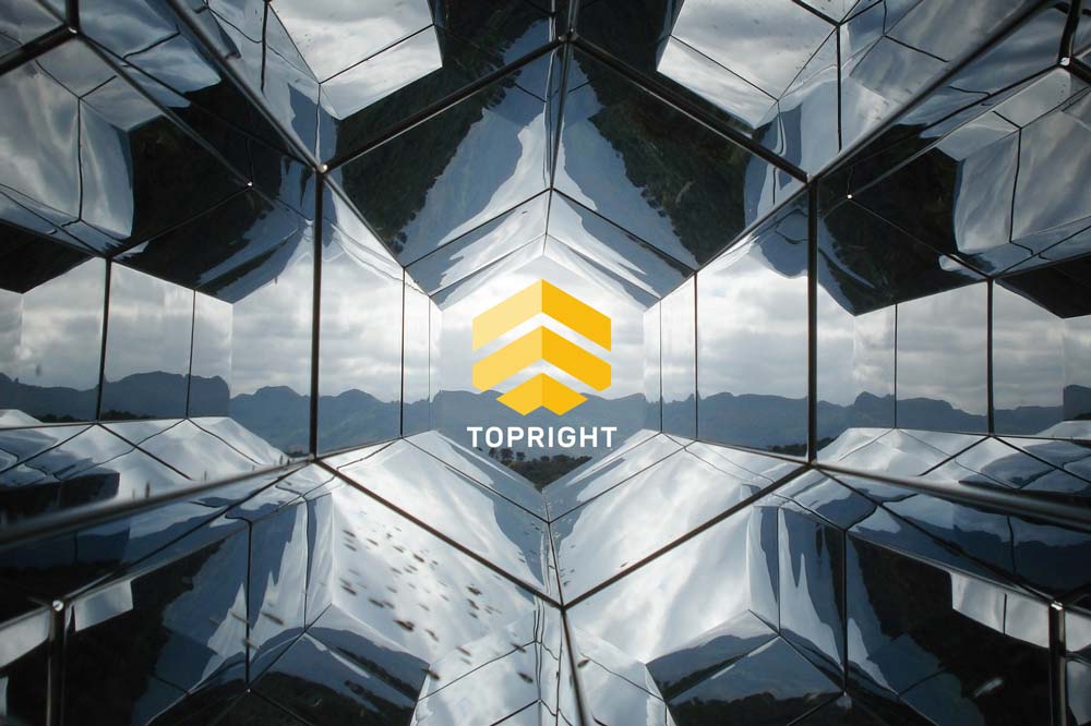 Toprights logga